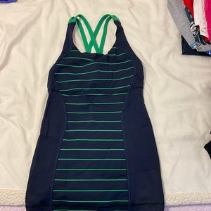 Lululemon workout too